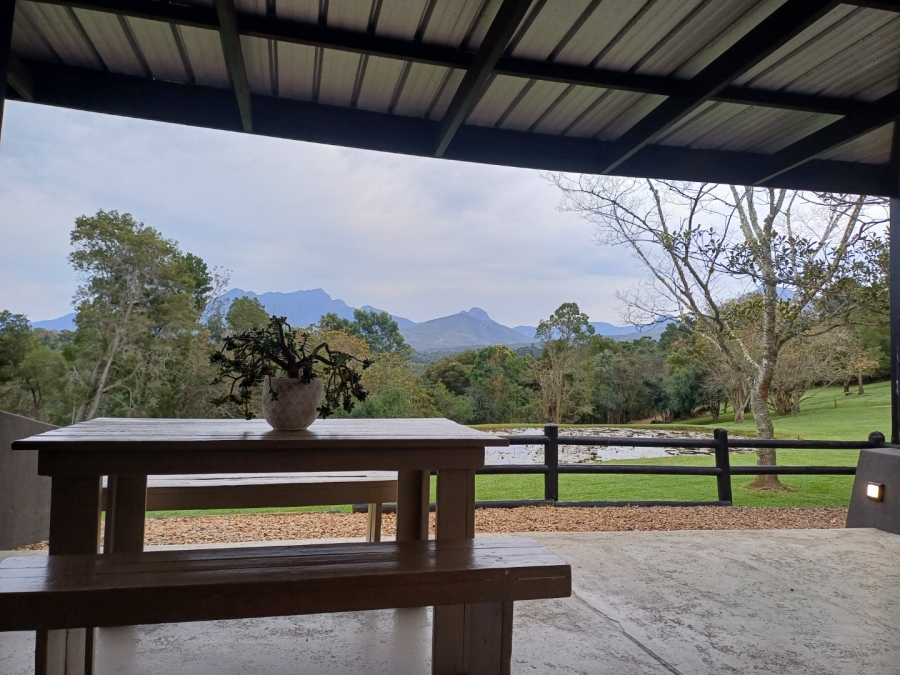 4 Bedroom Property for Sale in Hoekwil Western Cape